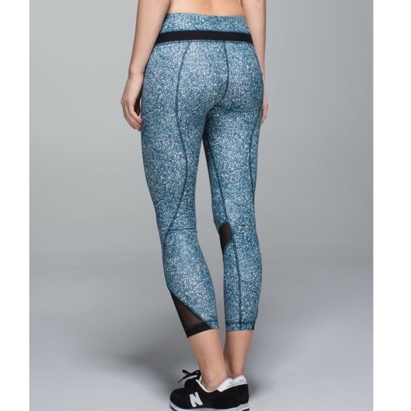 Lululemon Inspire Tight power Luxtreme Spray Jacquard Cropped Leggings Size 6 - Picture 2 of 13